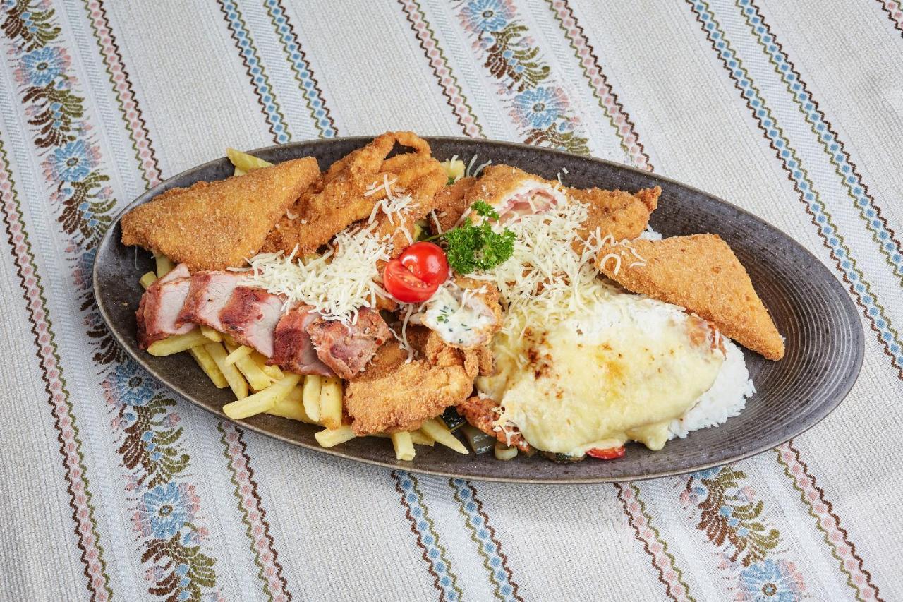 ショプロン Tercia Hubertus Panzio Bed & Breakfast エクステリア 写真