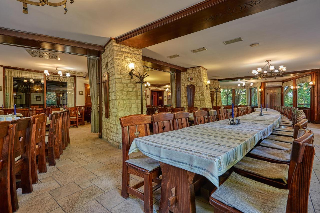 ショプロン Tercia Hubertus Panzio Bed & Breakfast エクステリア 写真