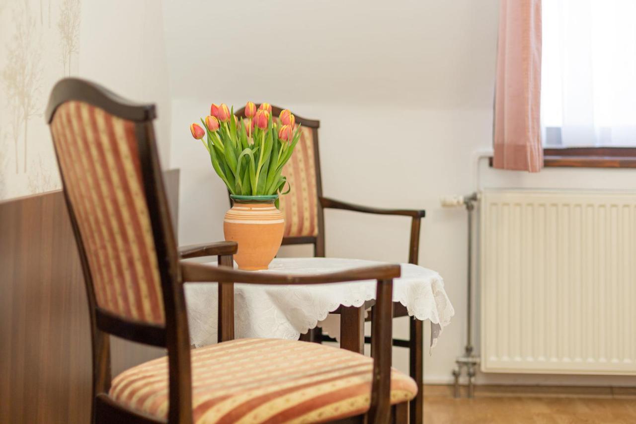ショプロン Tercia Hubertus Panzio Bed & Breakfast エクステリア 写真